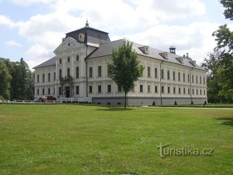 Schloss Kravare