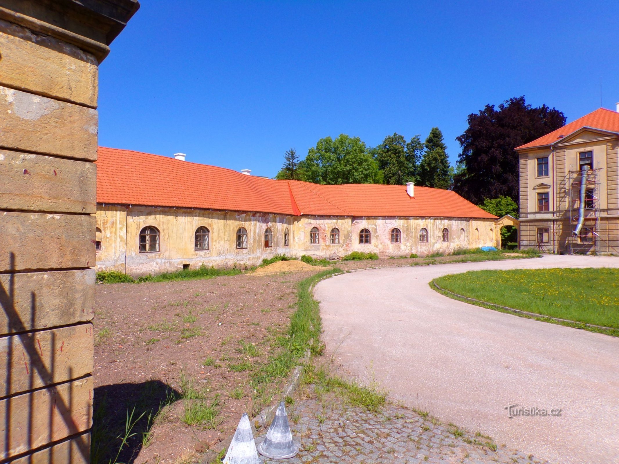 Schloss (Bad Bělohrad, 31.5.2022)