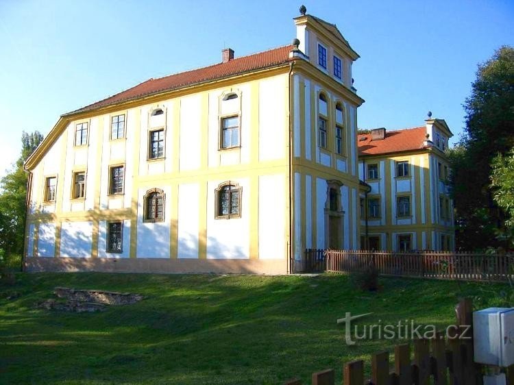 Schloss: Linker Flügel des Schlosses