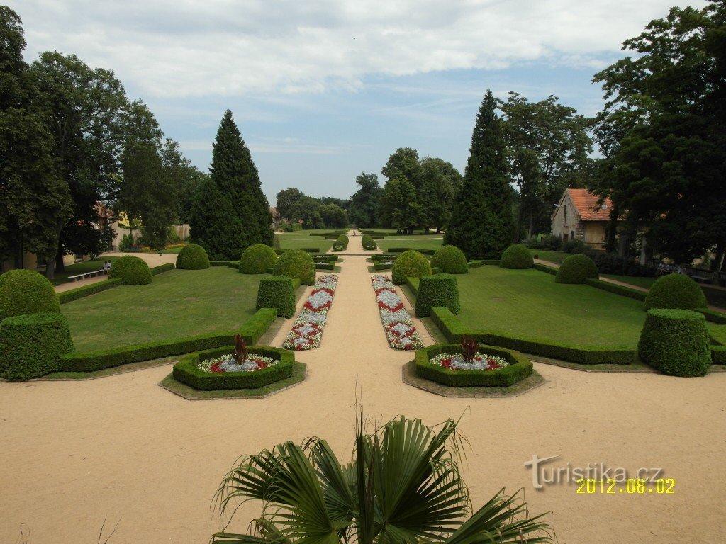 利博霍维采城堡-法式花园
