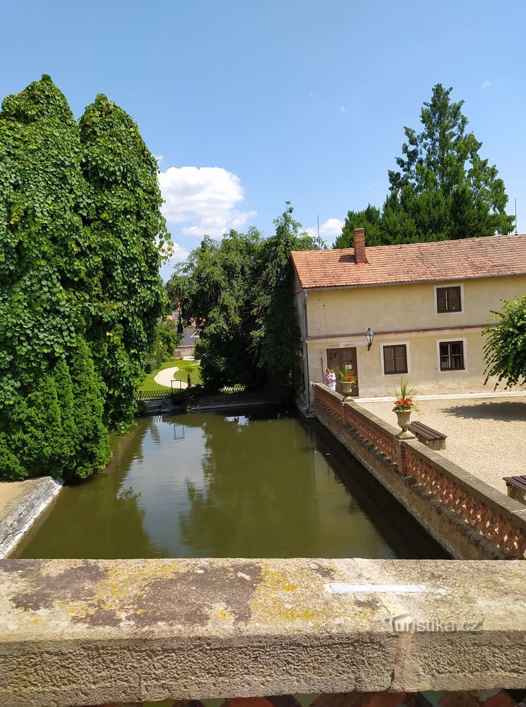 CHÂTEAU DE LYSICE