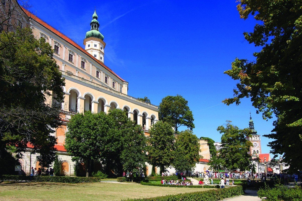 dvorac Mikulov; Foto: izvorna arhiva Fonda Vinarstvo