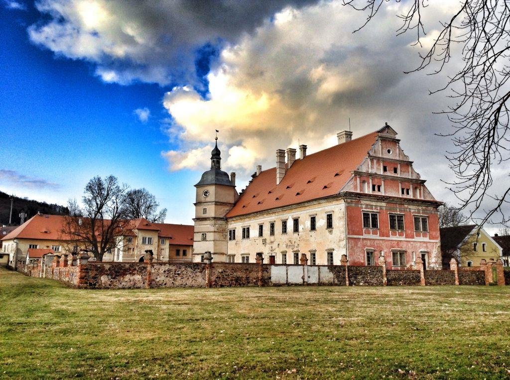 Schloss Nebílovy