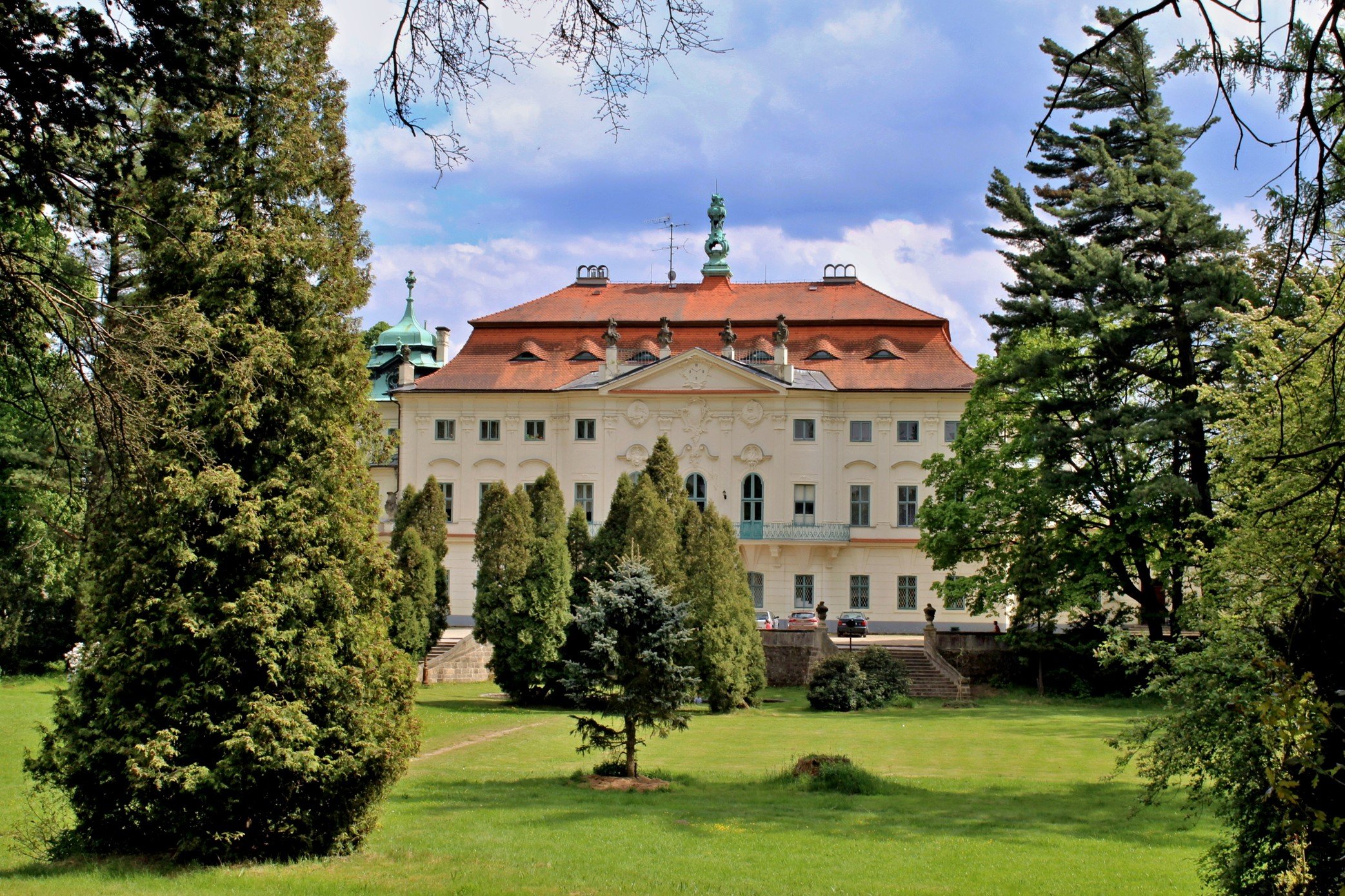 Nya Falkenburk Castle - Barnhem