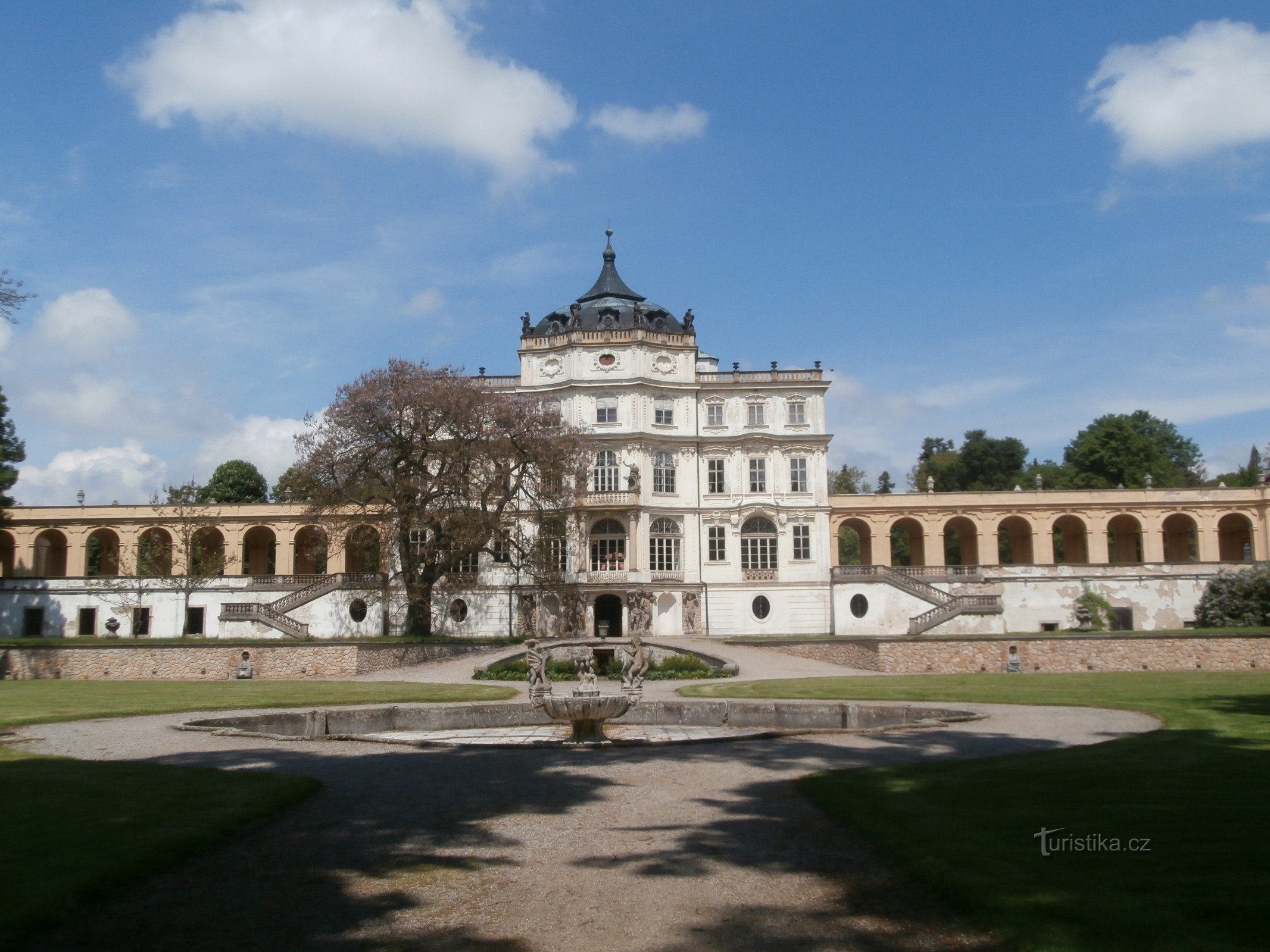 Castelul Ploskovice