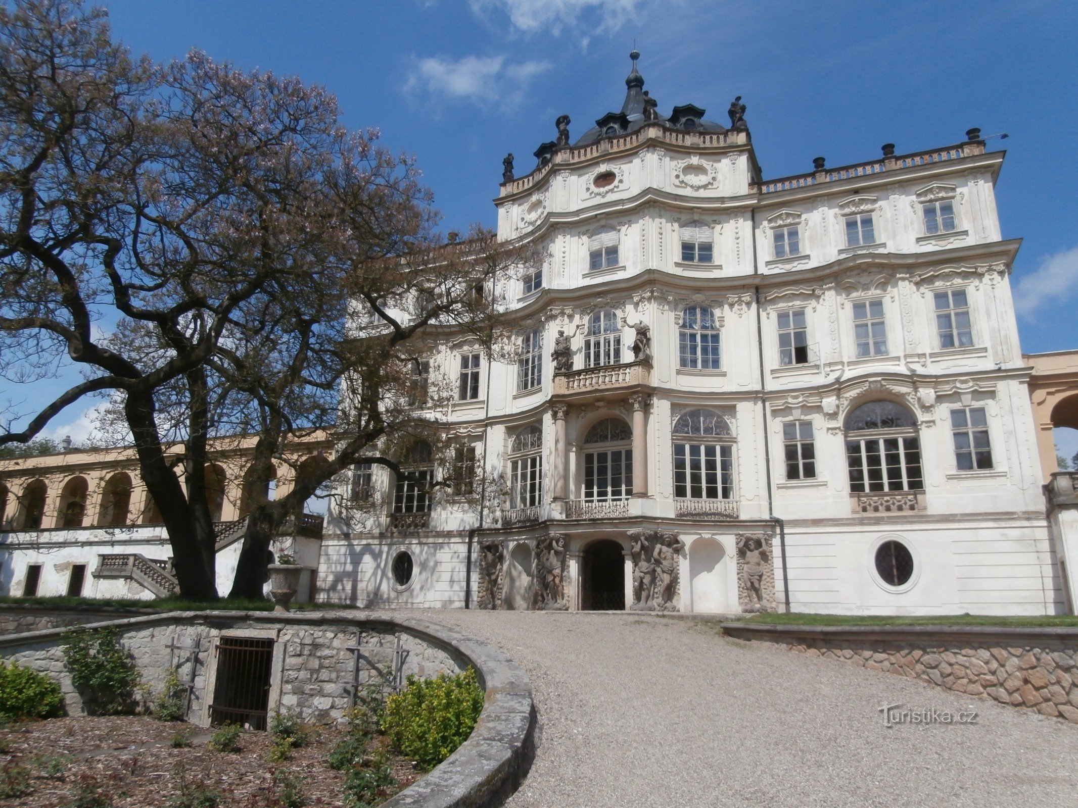 Castelul Ploskovice