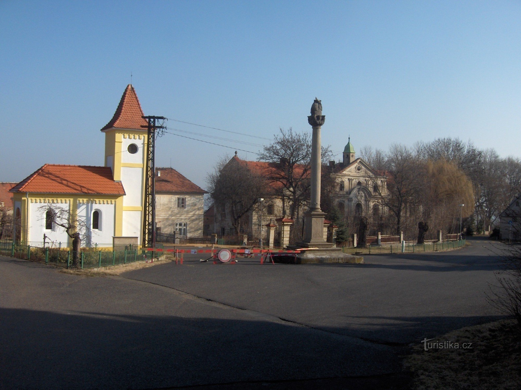 Замок Полаки.