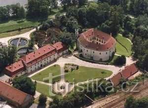 Lâu đài Roztoky