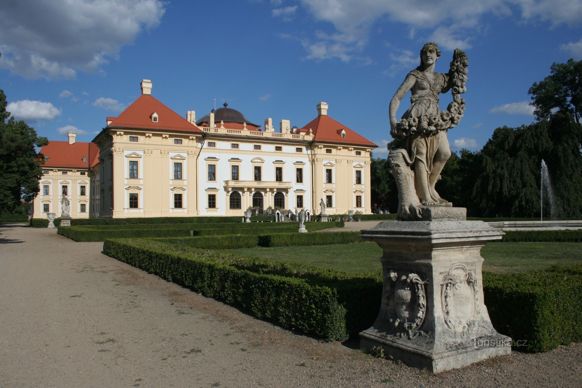Slott Slavkov nära Brno