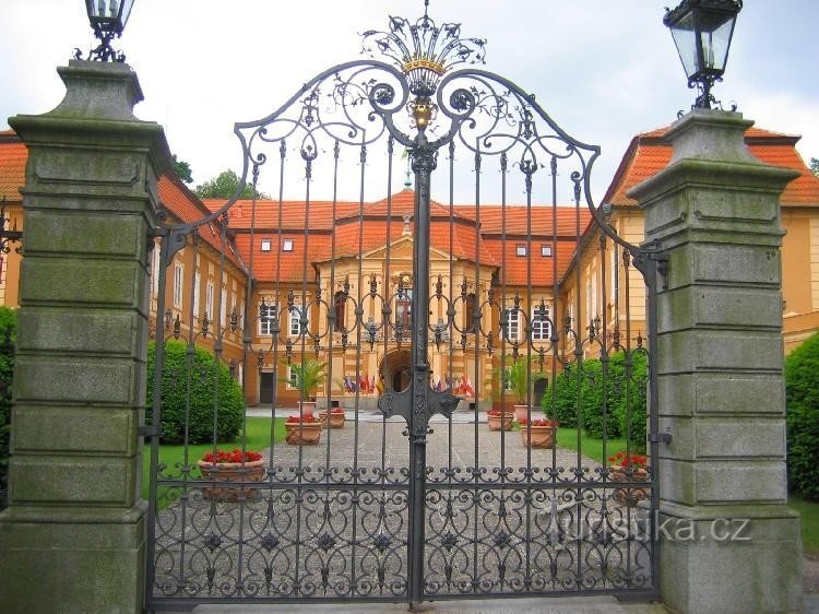 Castillo de Štiřín