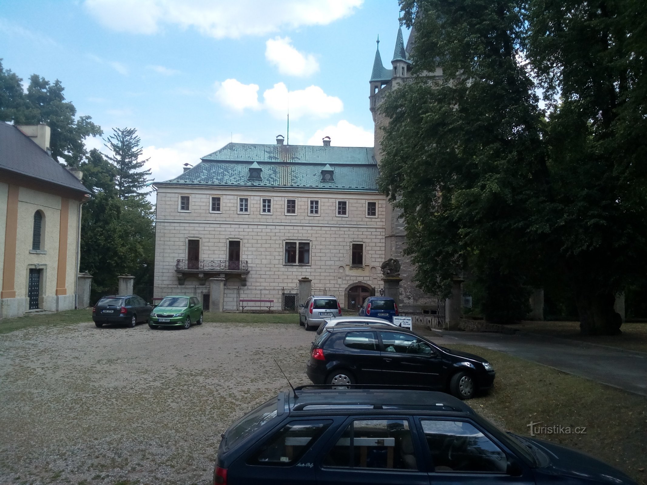 Stránov Castle