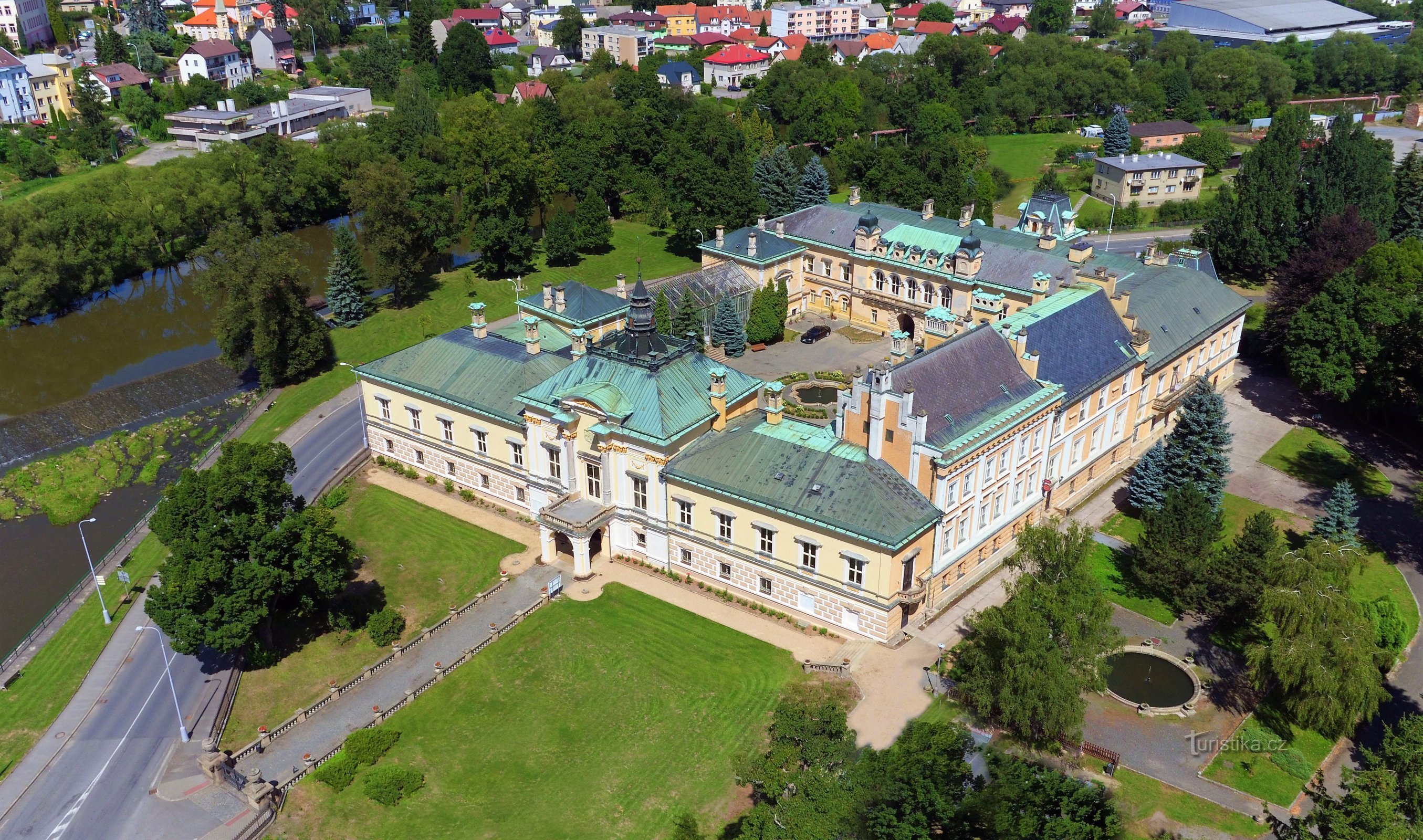 Svetlá Castle