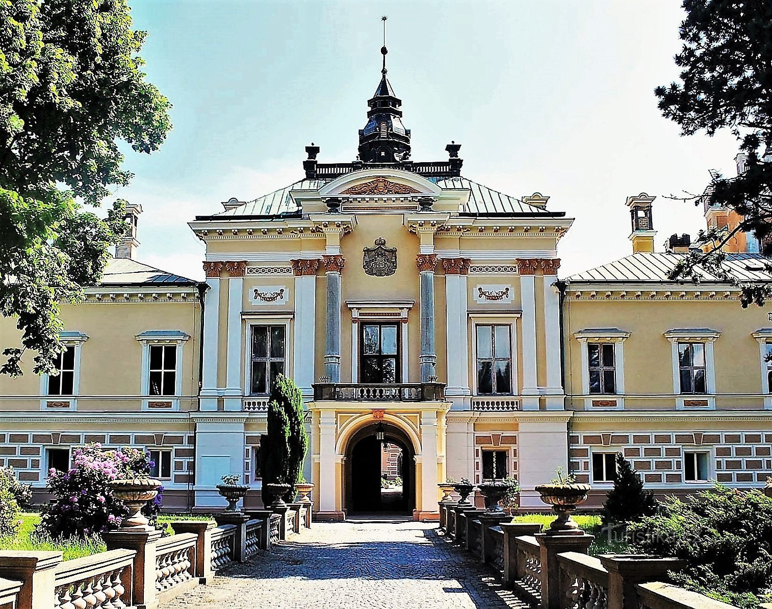 Castelul Svetla