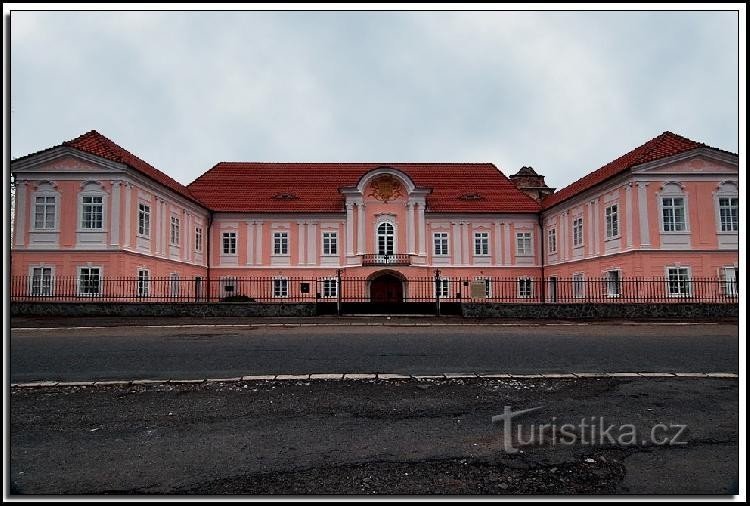 kasteel in Hrádek in het nieuwe