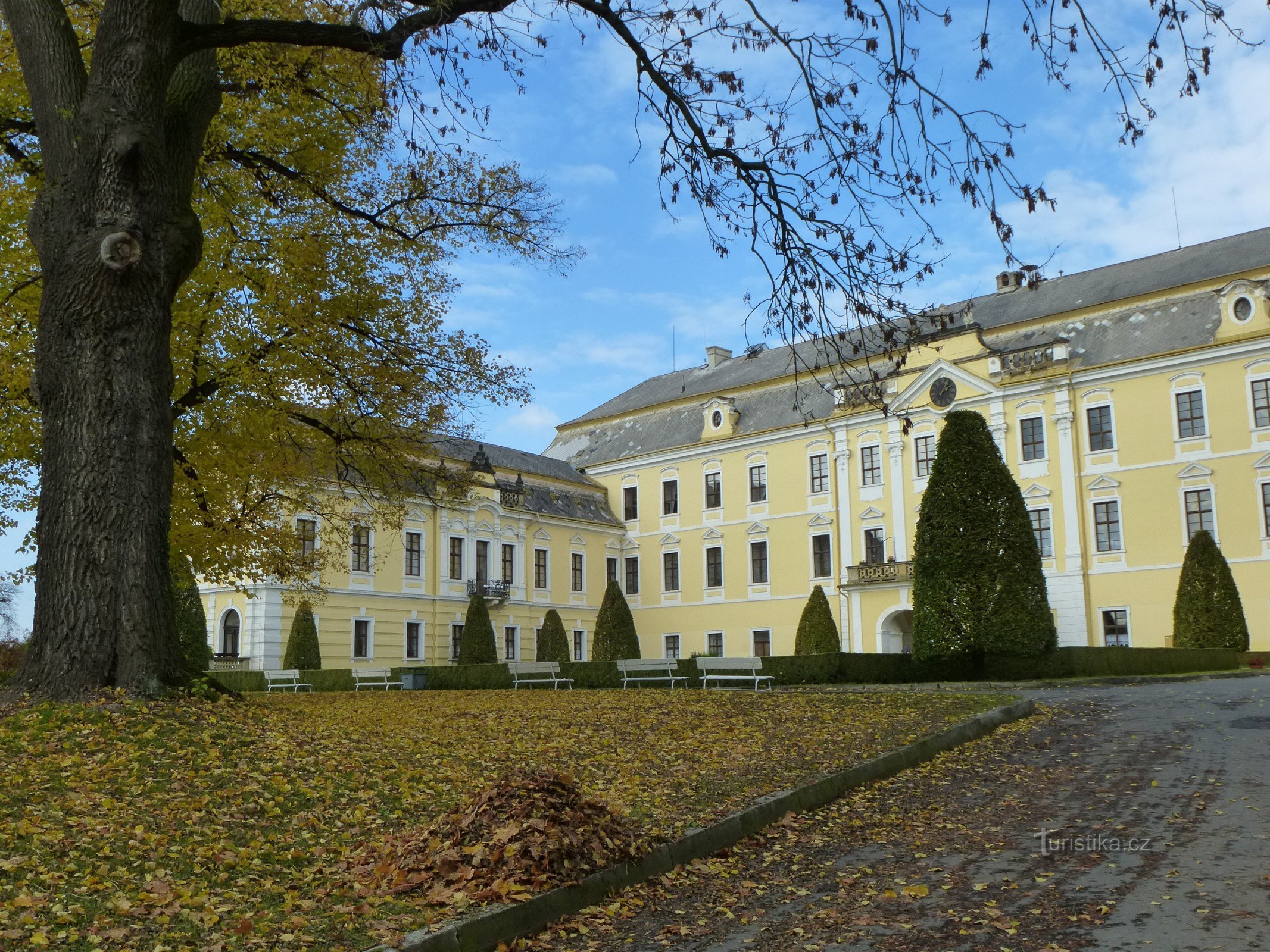 Zámek v Lysé nad Labem