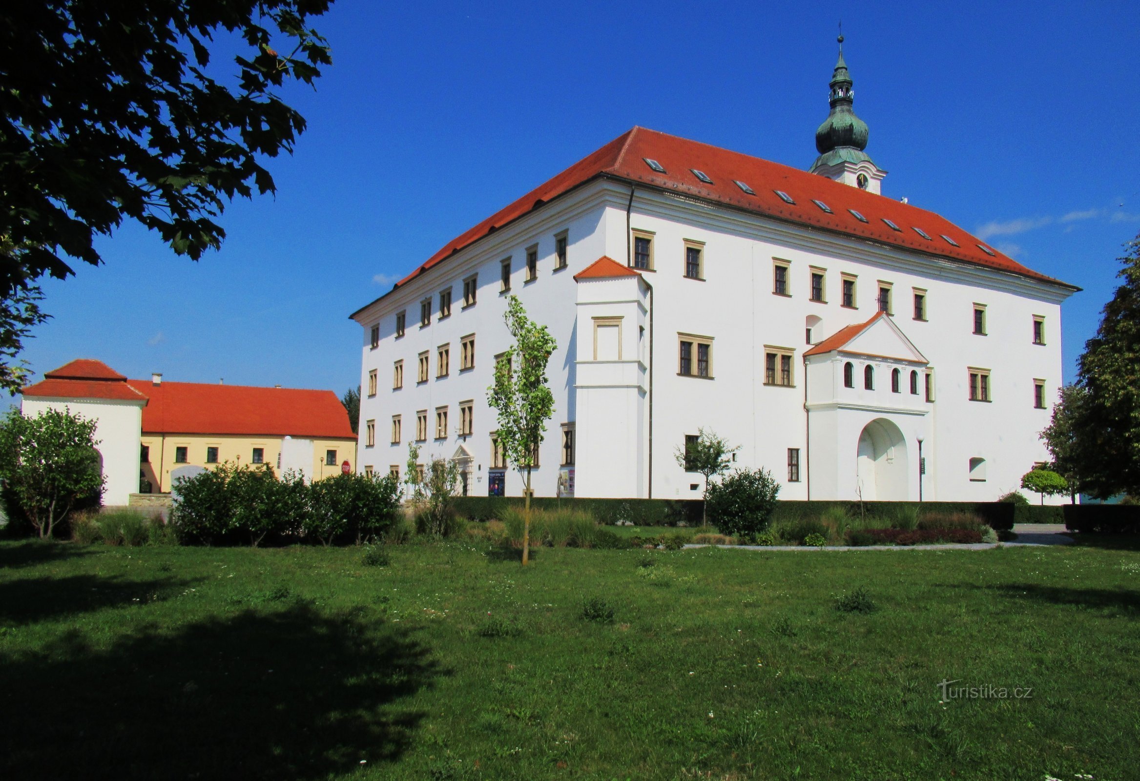 Castelo em Uh. Uma espora