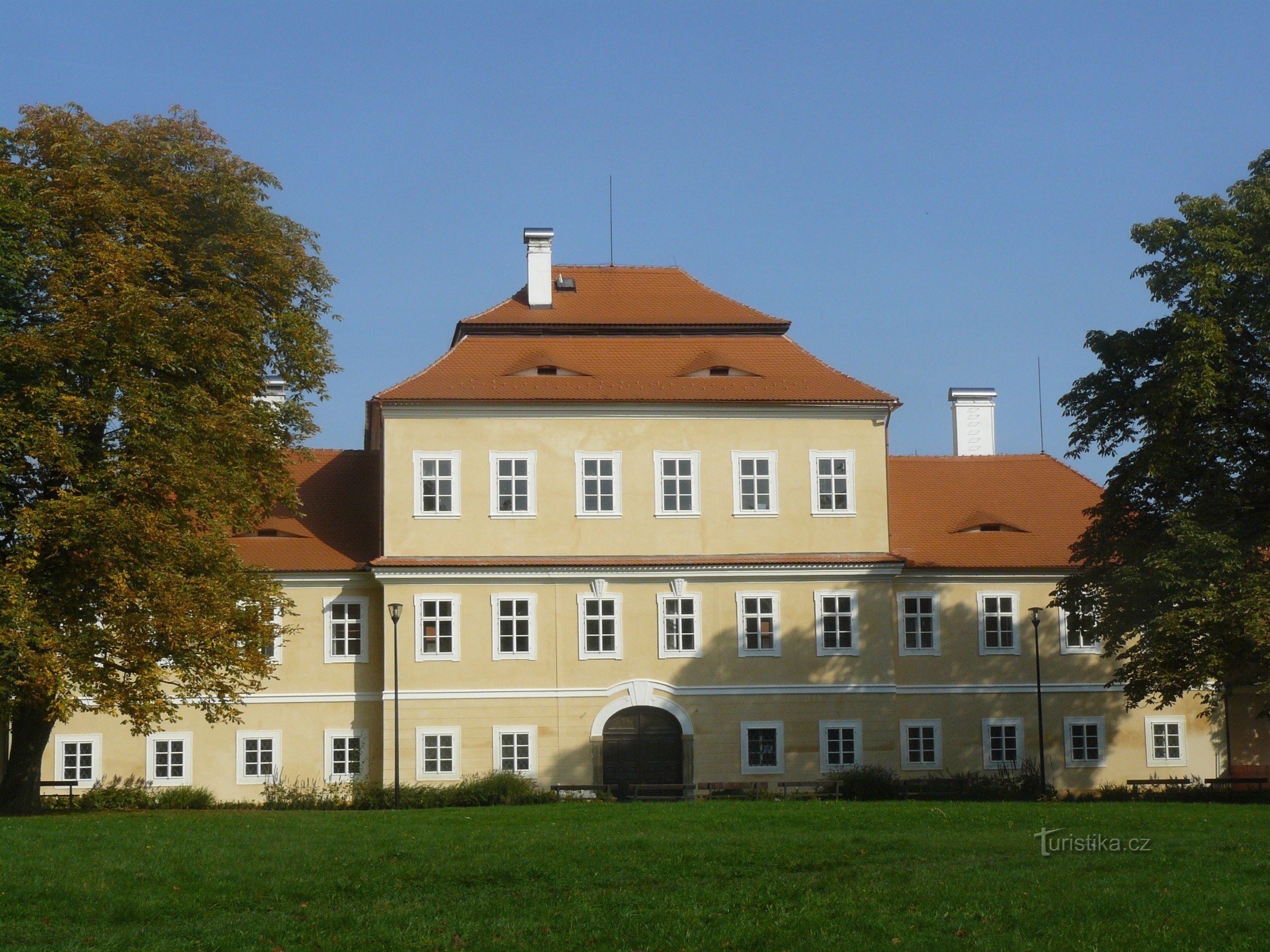 Valdštejnů Slott: Litvínov