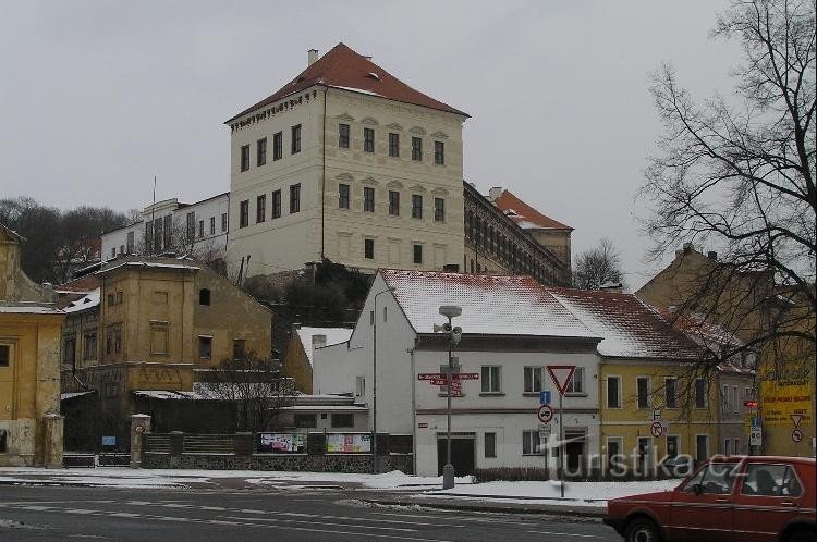 来自 Pivovarské náměstí 的城堡：Bílina castle