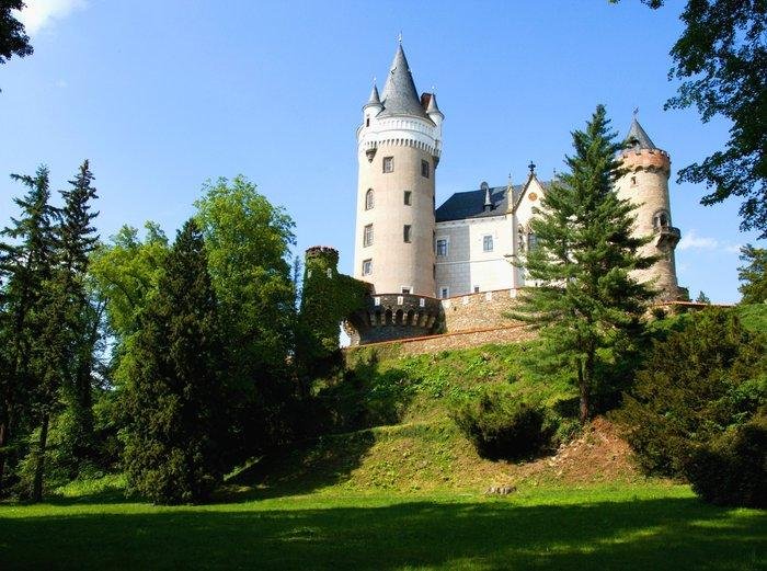 Schloss Žleby