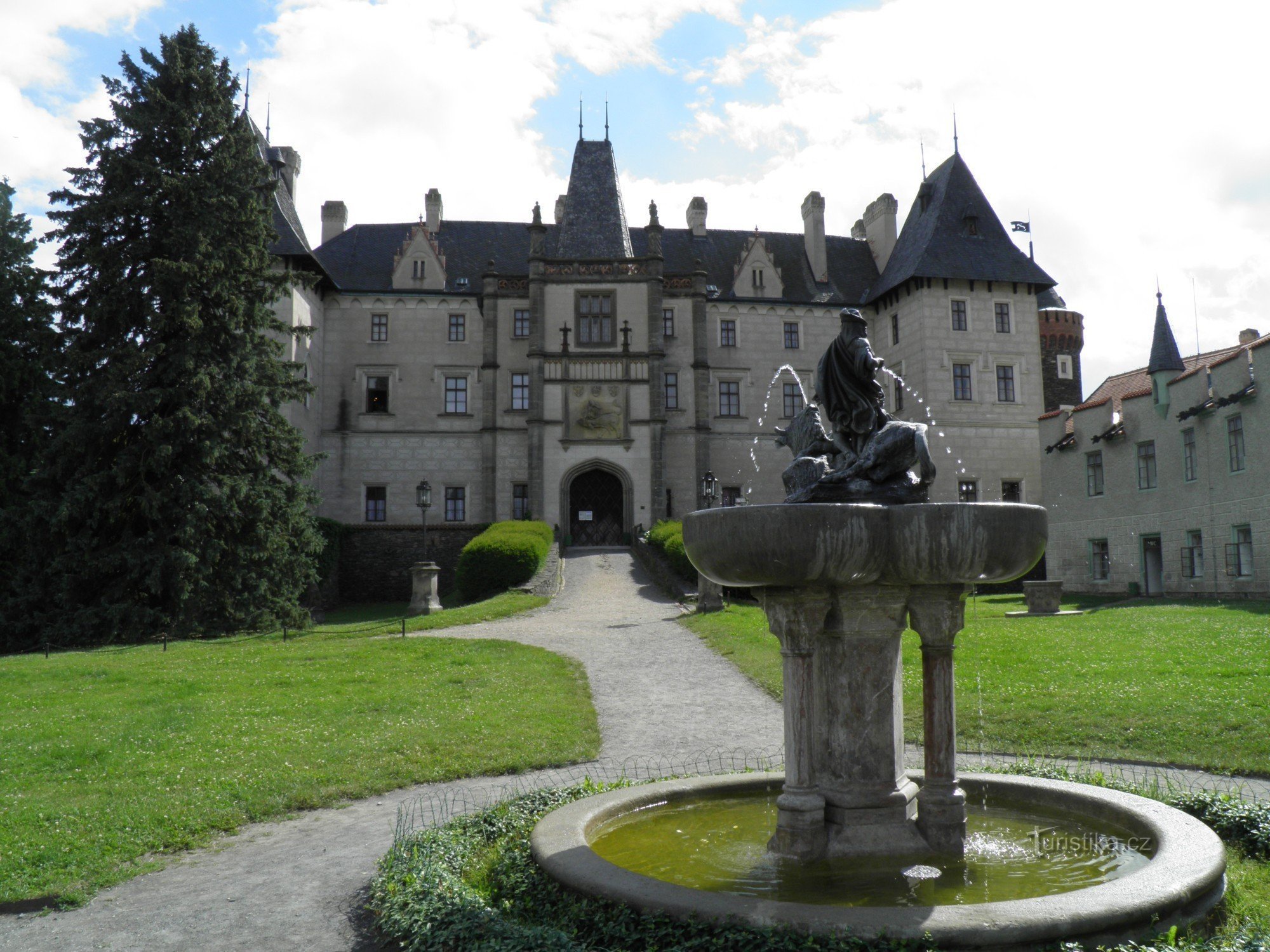 Castillo de Žleby.