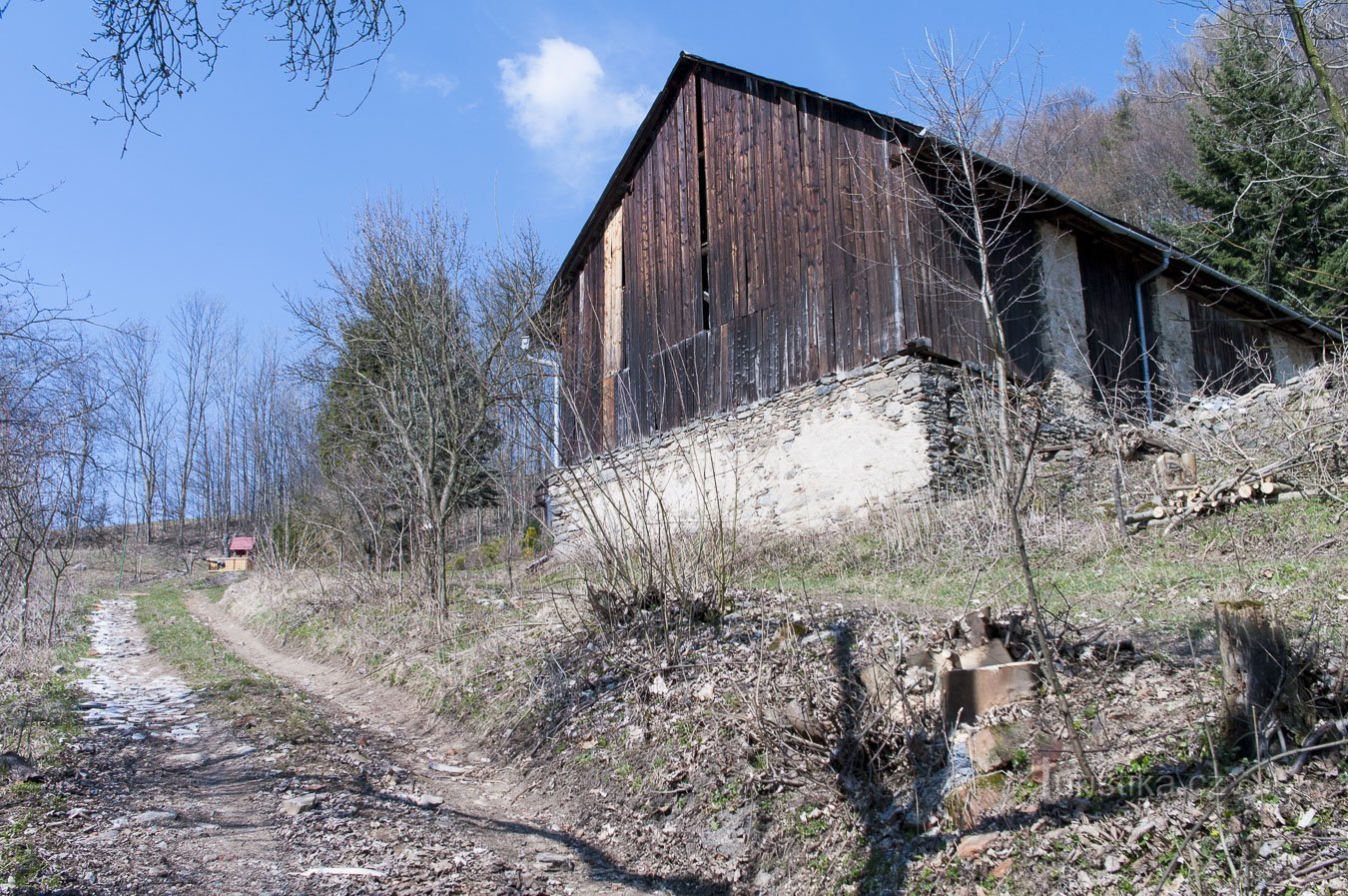 Амбар Жампас