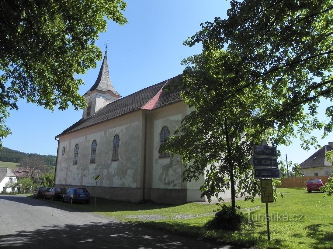 Côté ouest de l'église