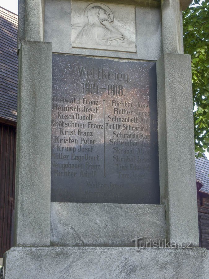 Žárová - Monument voor de gevallenen