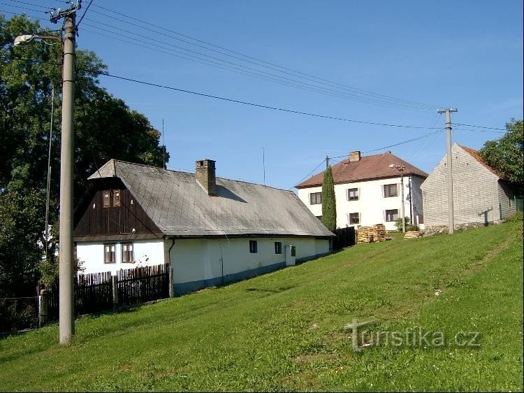 Entwicklung im Dorf: Entwicklung im zentralen Teil des Dorfes