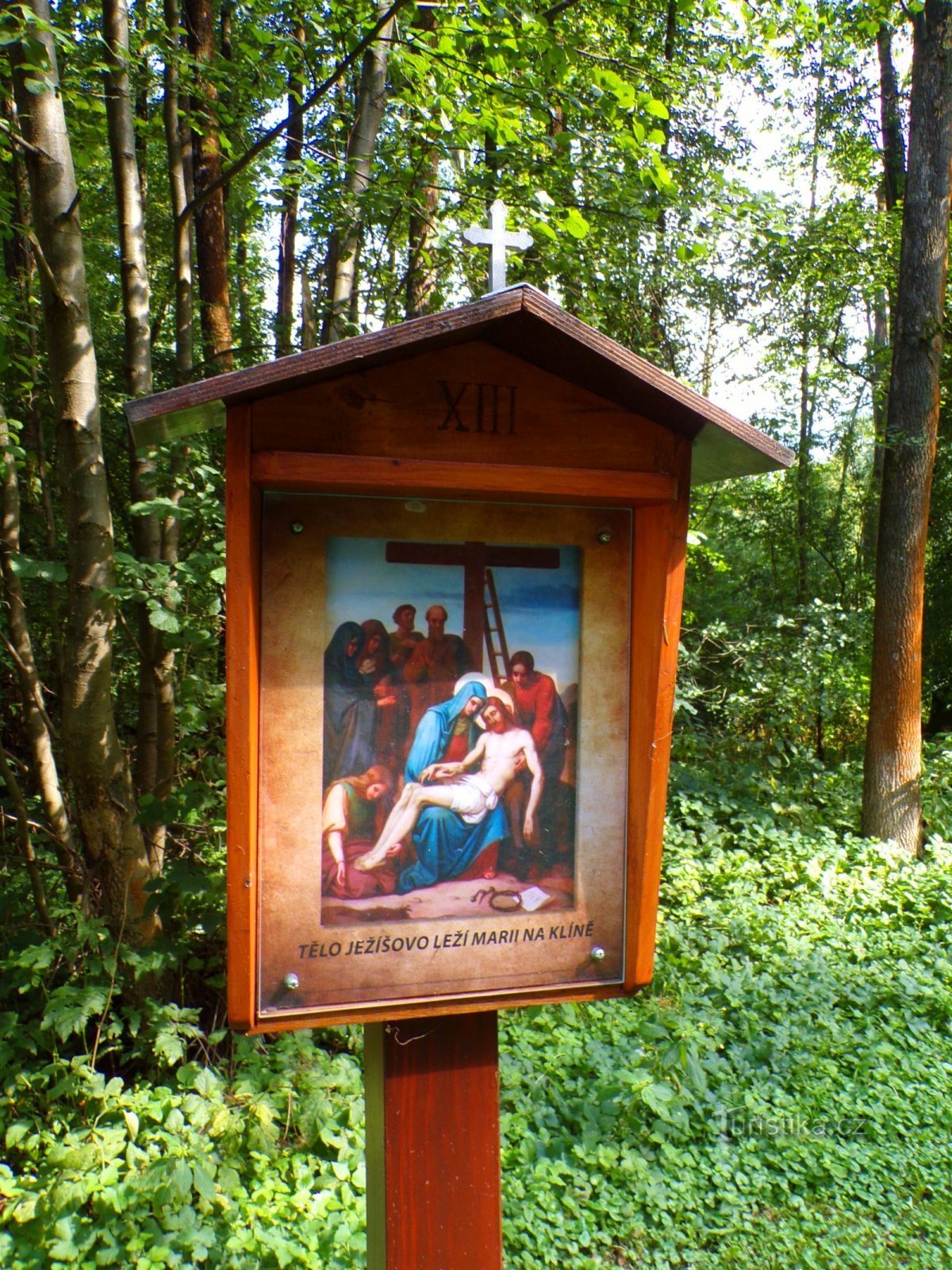 Stopping the Stations of the Cross under Větrník (Vestec, 29.8.2022/XNUMX/XNUMX)