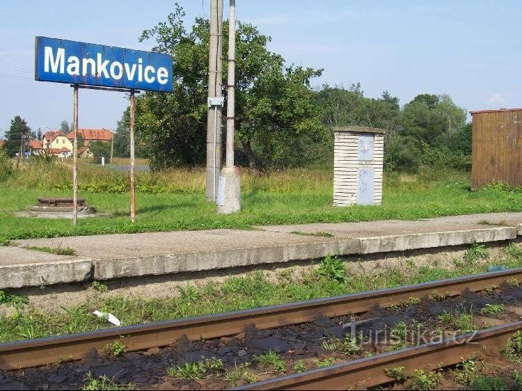 Halte: treinstation in Mankovice