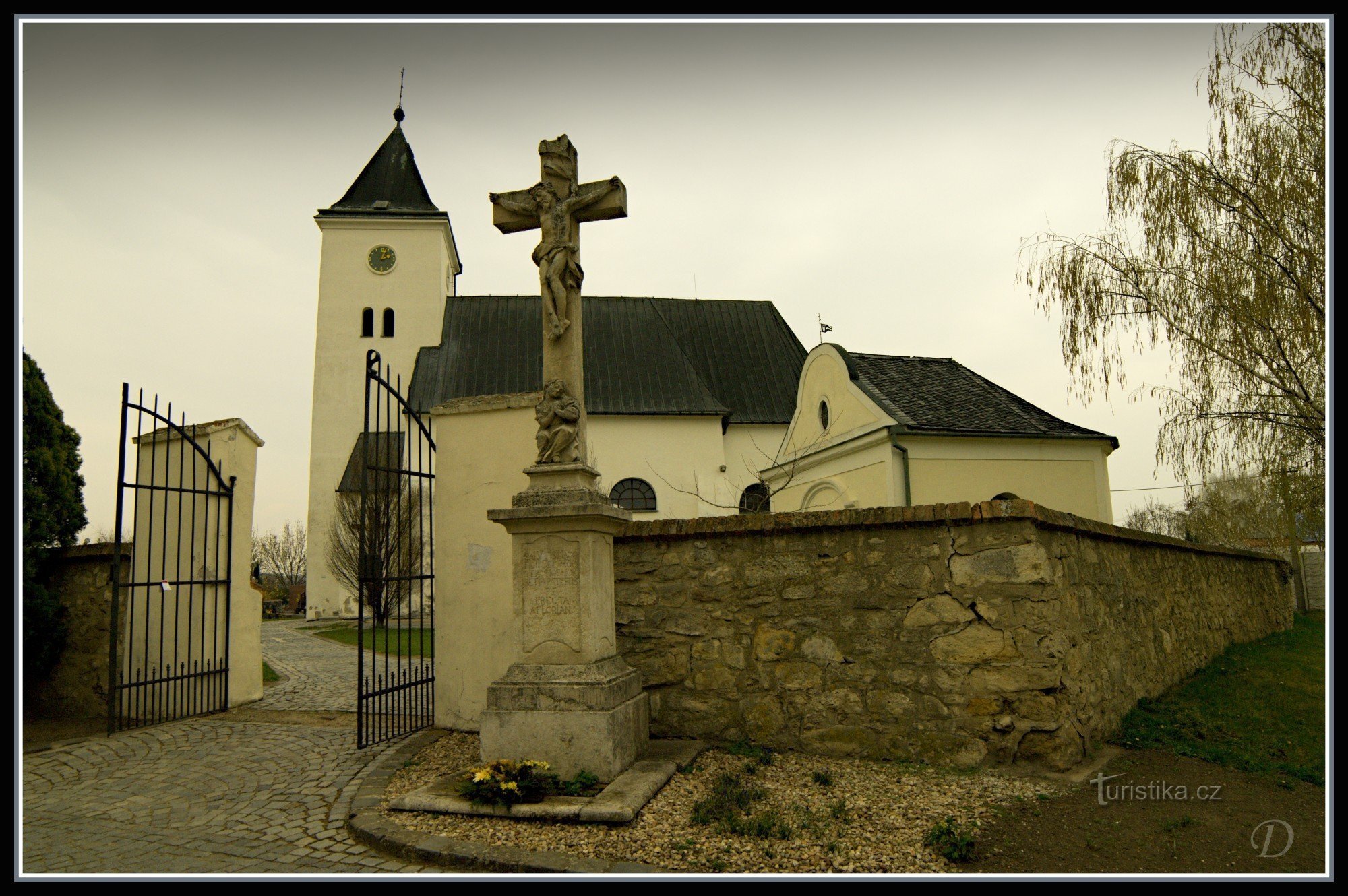 Žatčany - Kerk van de Heilige Drie-eenheid