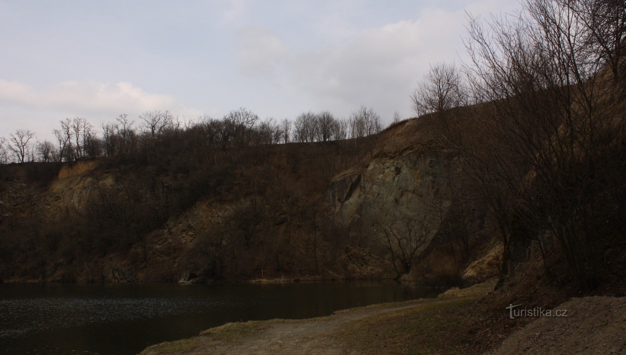 Poplavljeni kamnolom Hradčany - Kobeřice