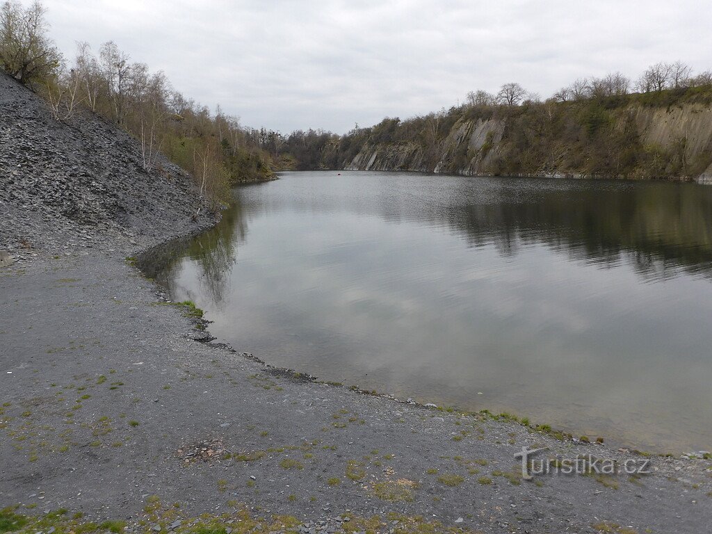 The flooded quarry Šífr and its relatives.