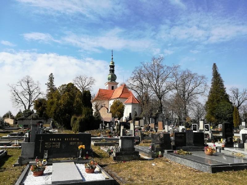 Zbraslavský skleněný oltář