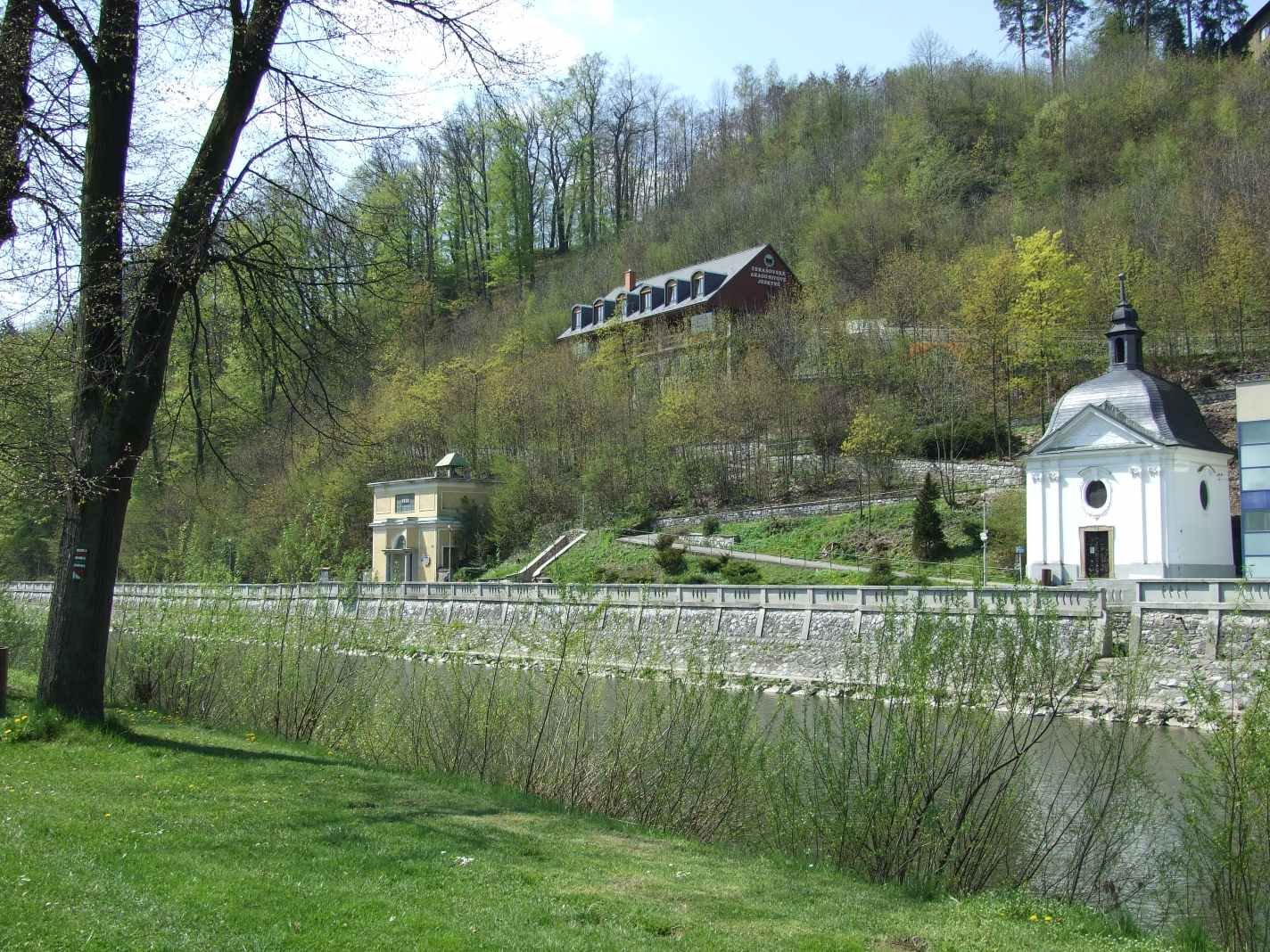 Cavernas de aragonita Zbrašov