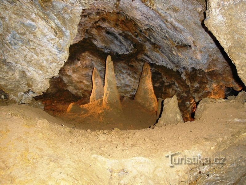 Cavernas de aragonita Zbrašov
