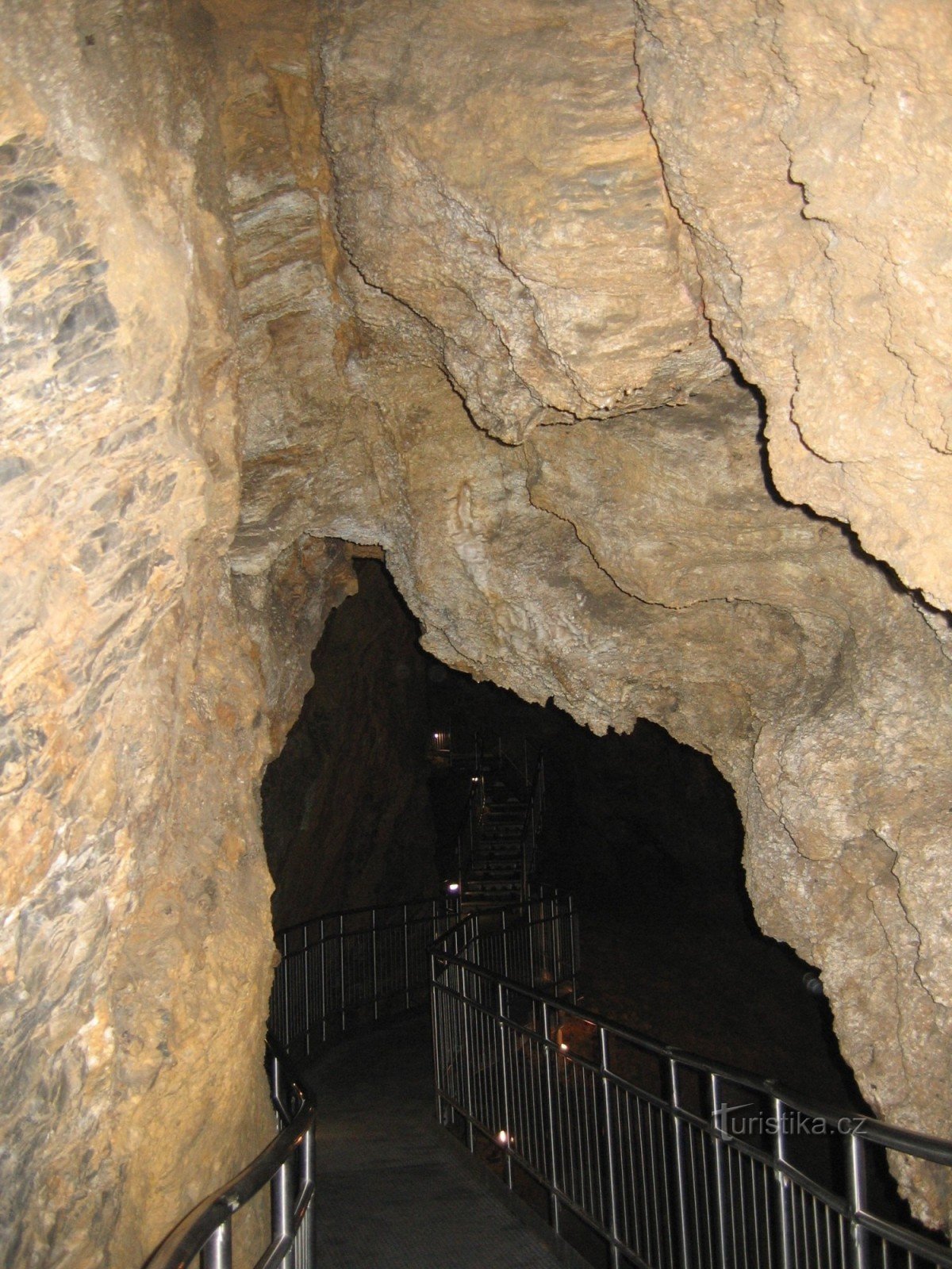 Збрашовские арагонитовые пещеры в Теплице