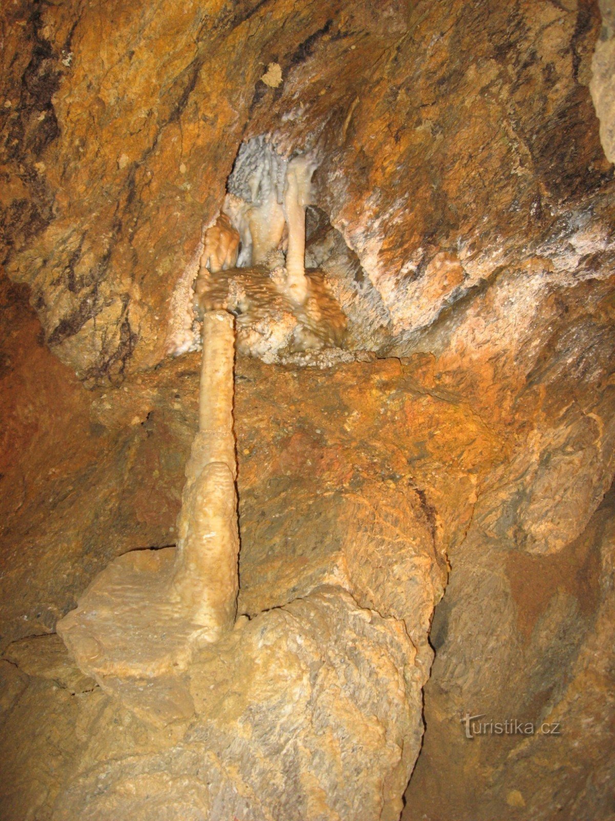 Zbrašovské 洞穴 2