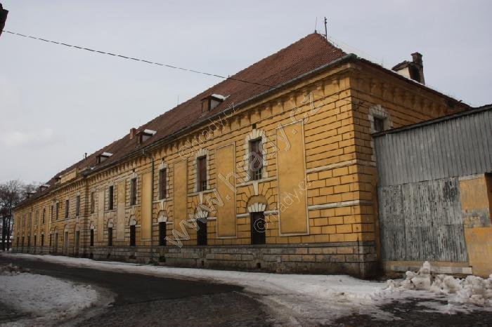 zbrojnice a dělostřelecká kasárna
