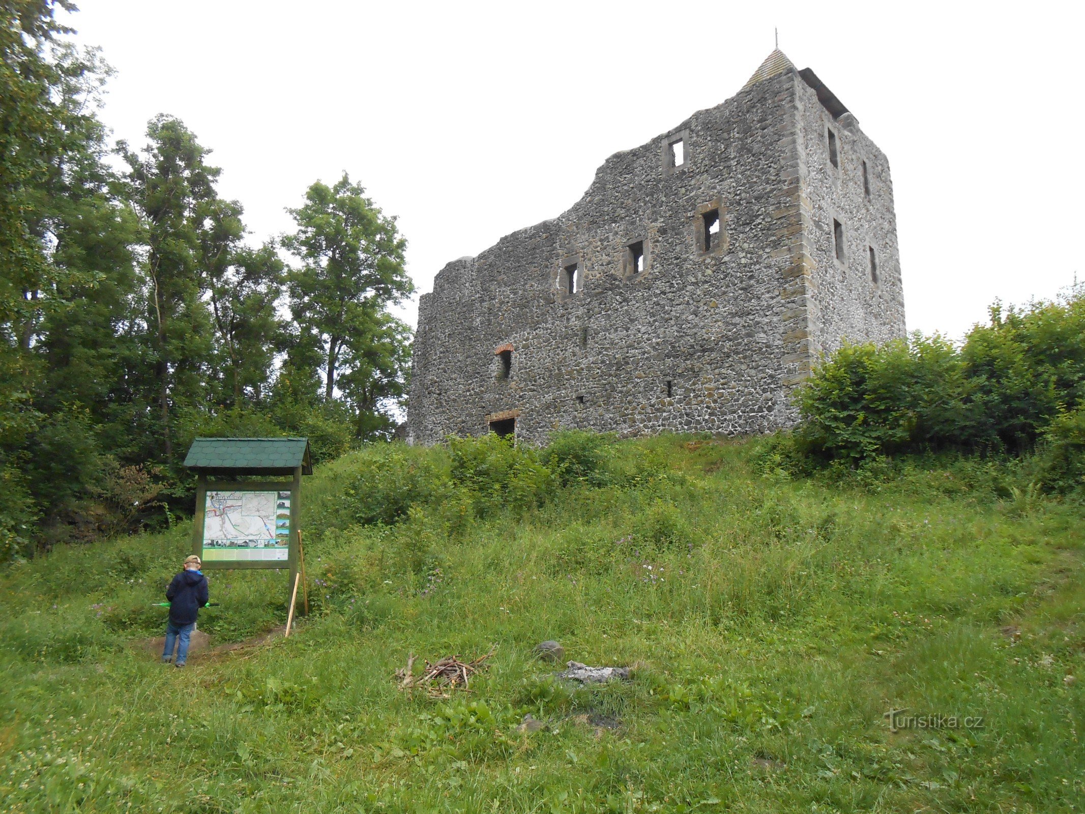 le reste du noyau du château