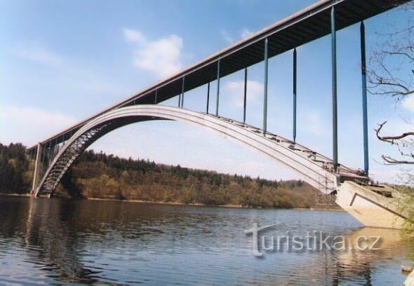 Žďákovský Bridge