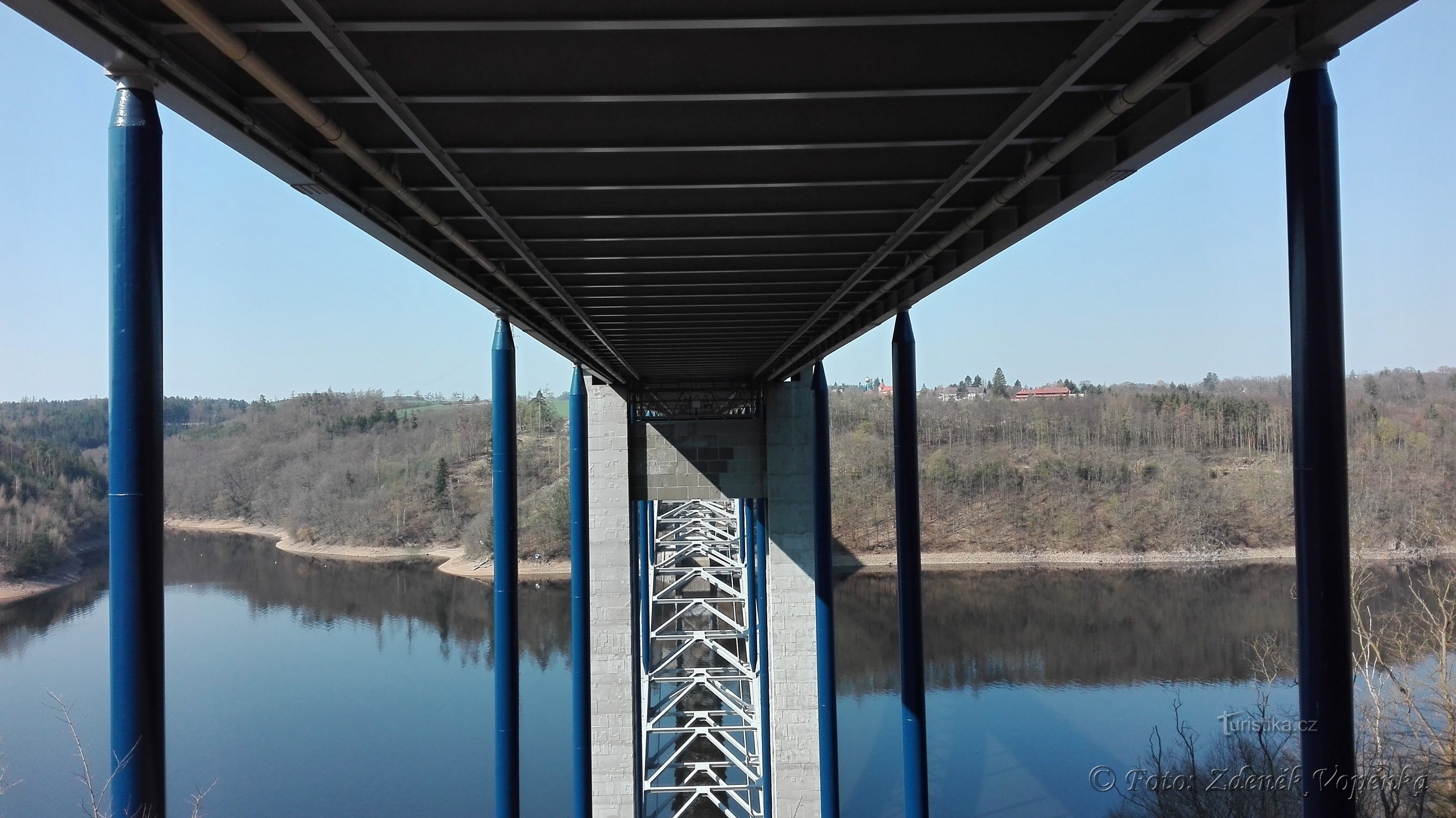 Žďakovský most.