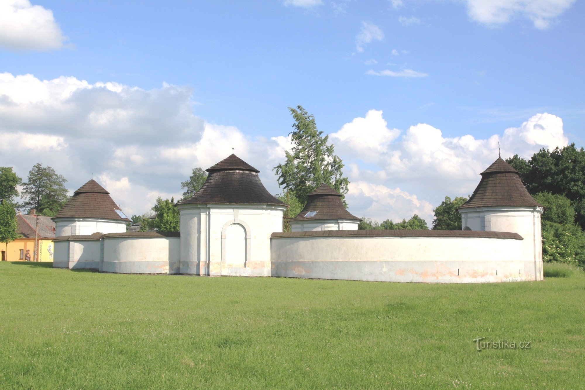 Žďár nad Sázavou - antiguo cementerio de la peste
