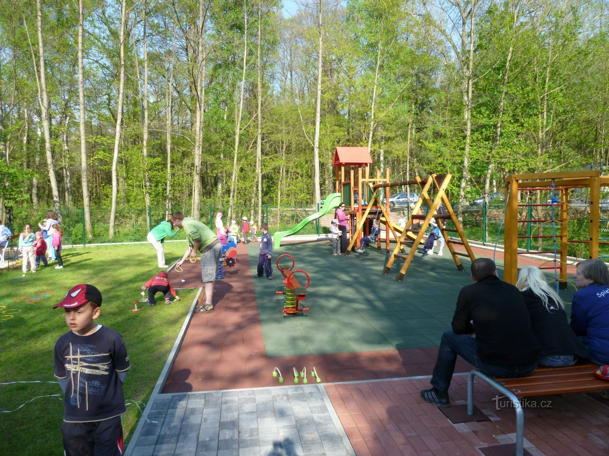 Ziegelschuppen, Malšovice, Kinderspielplatz