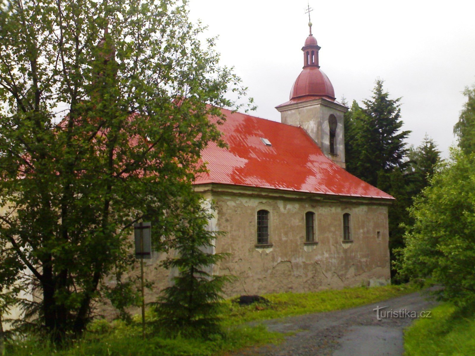 Dobnice - iglesia del Buen Pastor
