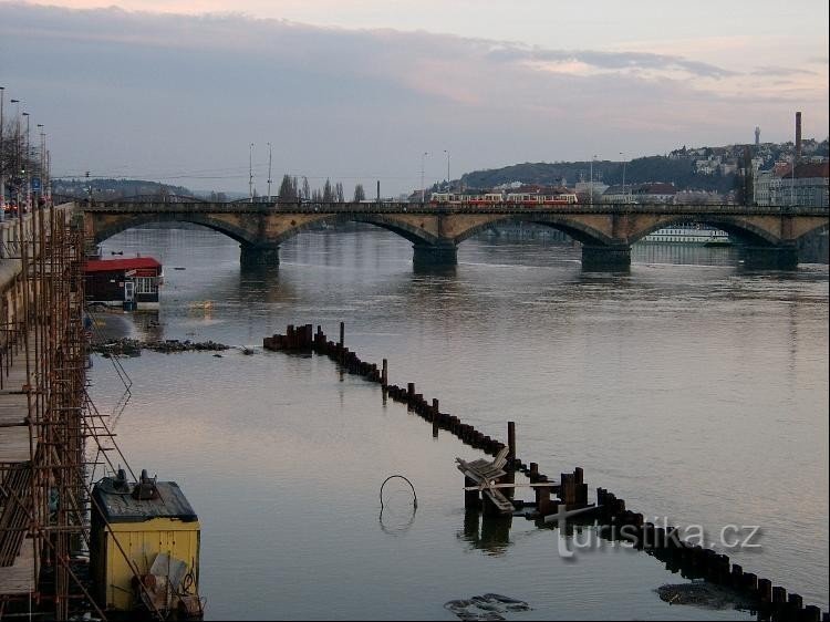 З північного сходу