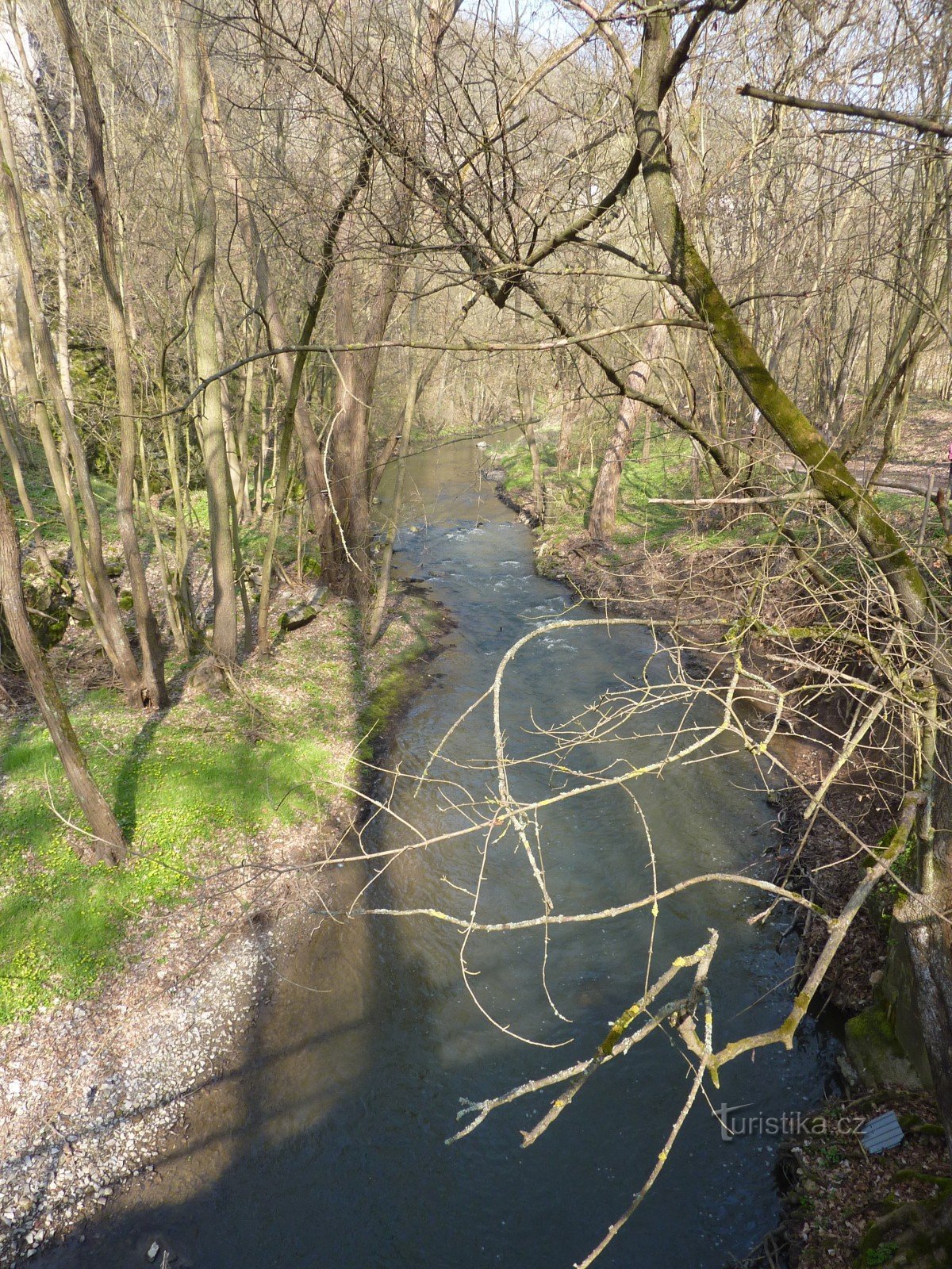 Ze Srbska na Karlštejn aneb jízda dvoupatrovým vlakem