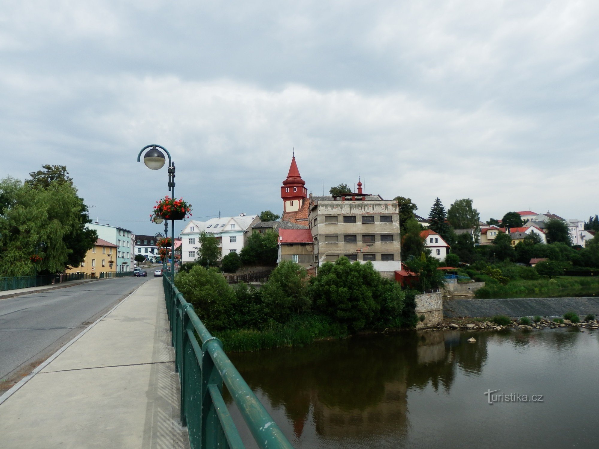 De Světlá nad Sázavou a Okrouhlica detrás de Jan Zrzavý y Havlíčkov Brod