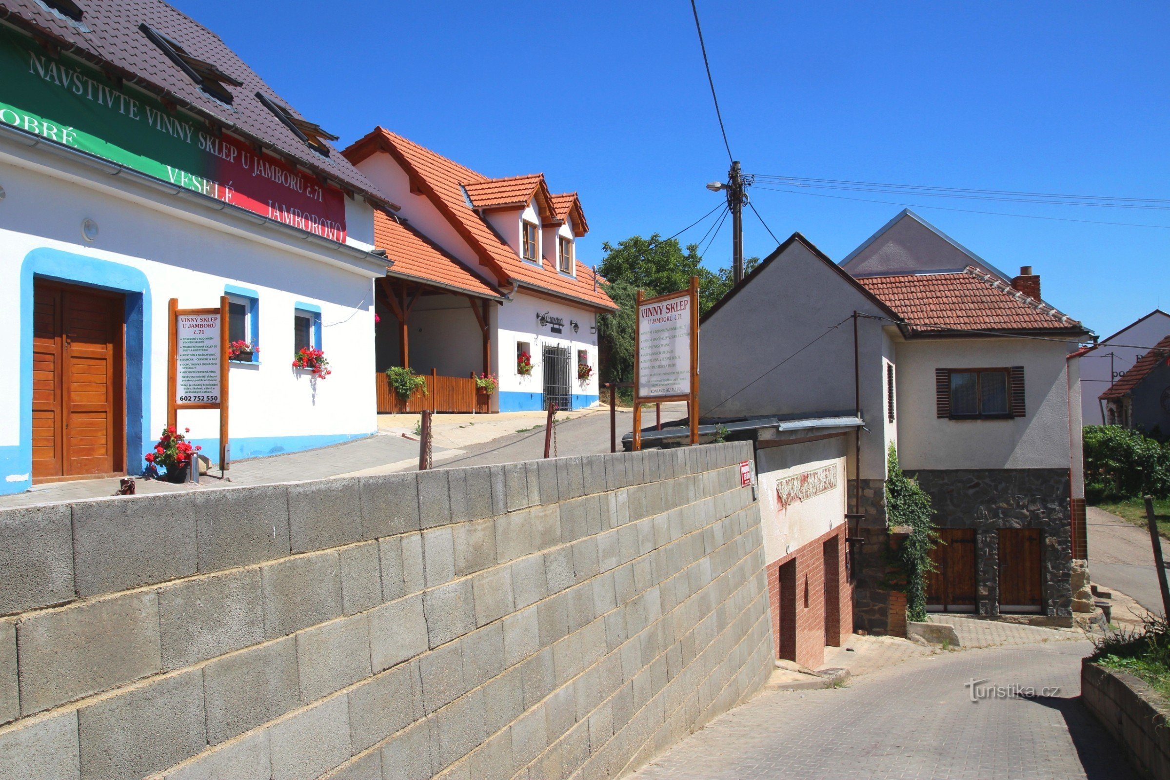 O Muro das Lamentações conecta os becos do porão de Horní Frejd e Dolní Frejd