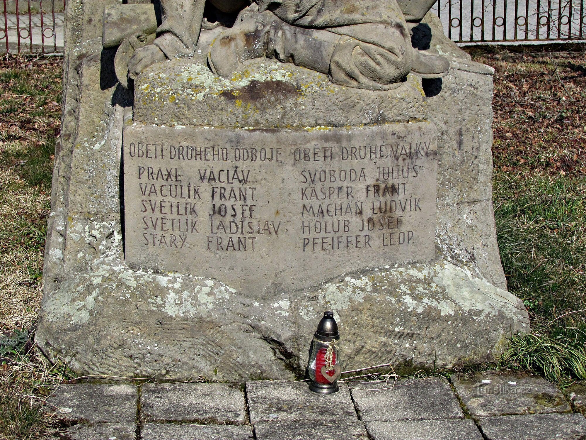 Želechovice-monument til de døde fra begge verdenskrige